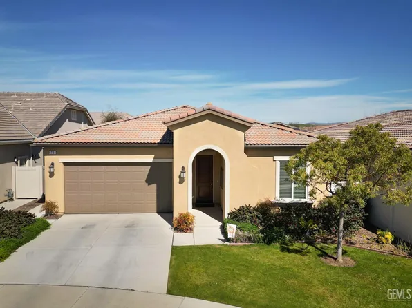 9704 Richland Hills Ln, Bakersfield, CA 93306