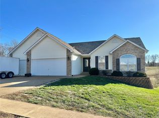 1602 Bermuda Dr, Festus, MO 63028