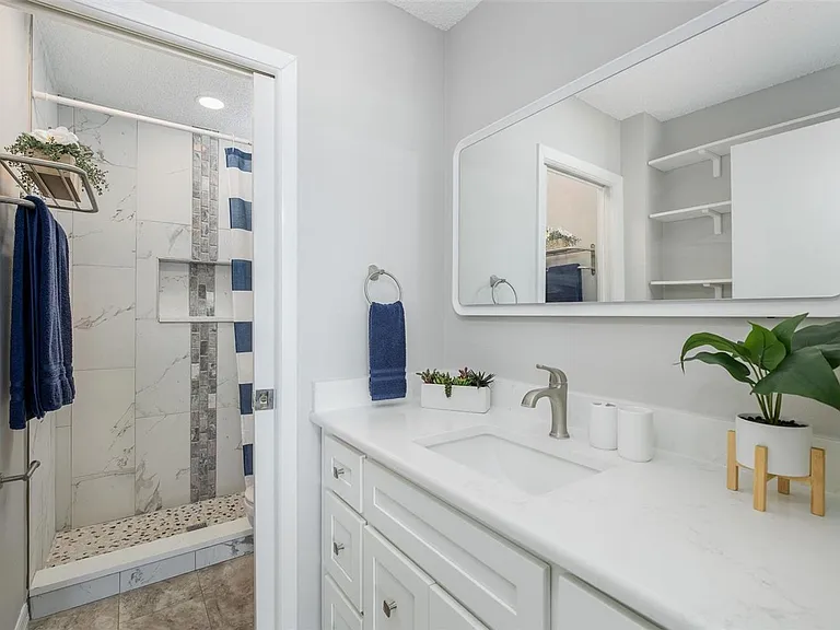 4933 Myrtle Oak Dr #23 — Photo 20