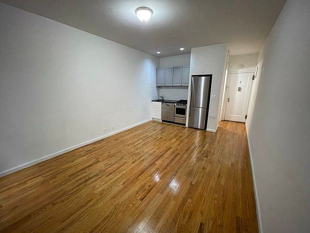 1st image of 1473 1st Ave APT 1D