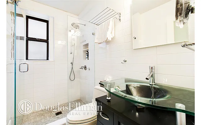 Sold by Douglas Elliman | media 4