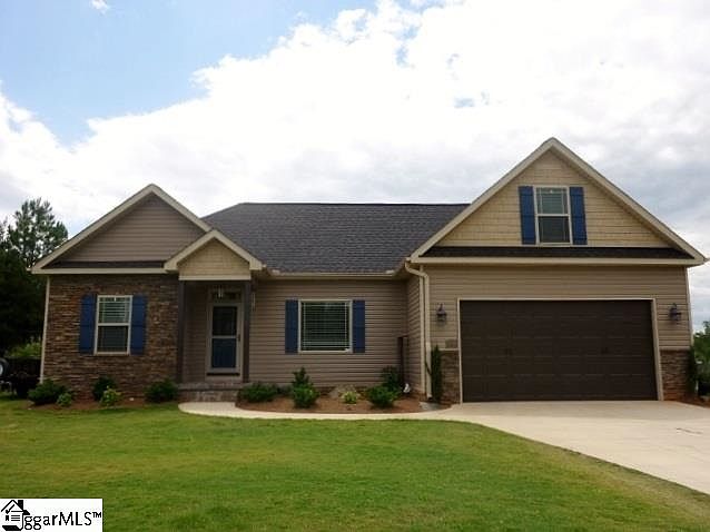1st image of 708 Maple Hollow Dr