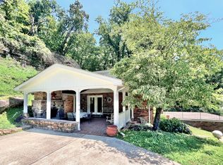 135 Charlton Heights Rd, Charlton Heights, WV 25040
