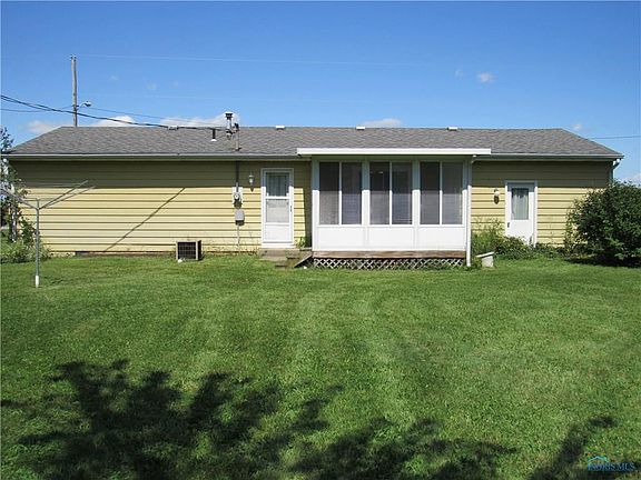 2nd image of 301 Woodlawn Ave
