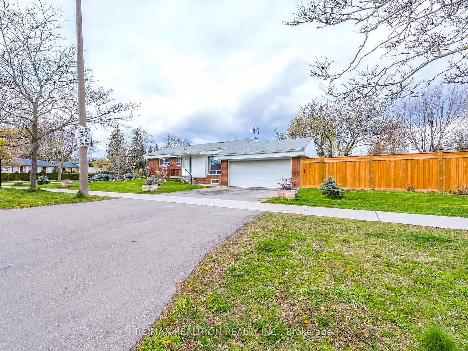 2 bed, $1,975 — Photo 3