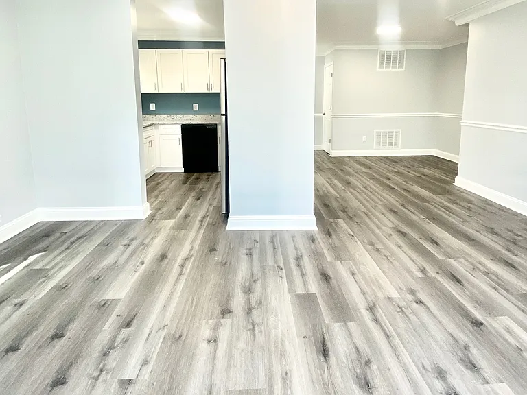 4914 Hamilton Ave #1 — Photo 7