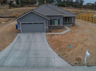 459 Woodgate Rd, Valley Springs, CA 95252