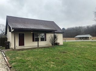 7020 W 5th St, Rosedale, IN 47874