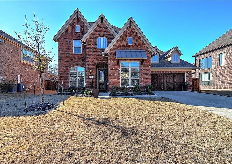1st image of 371 Berkshire Ct
