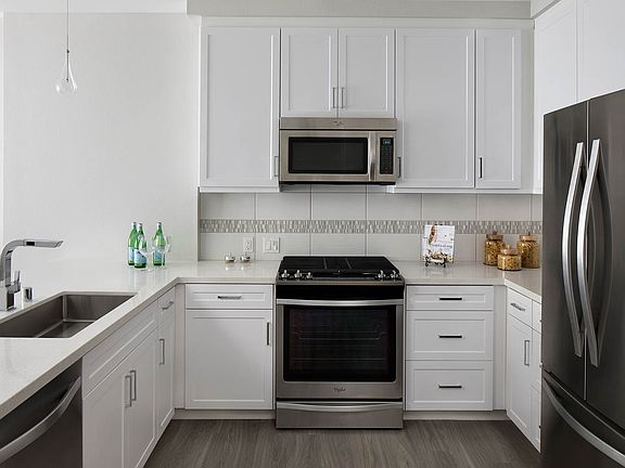 2nd image of 260 Mission Ave APT 321