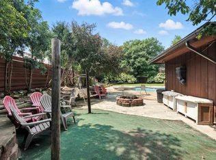 111 W 11th St, Tipton, IA 52772