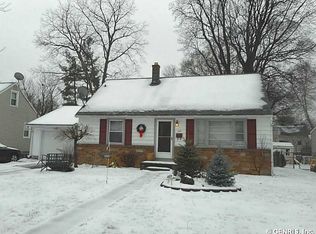 127 Newton Rd, Rochester, NY 14626
