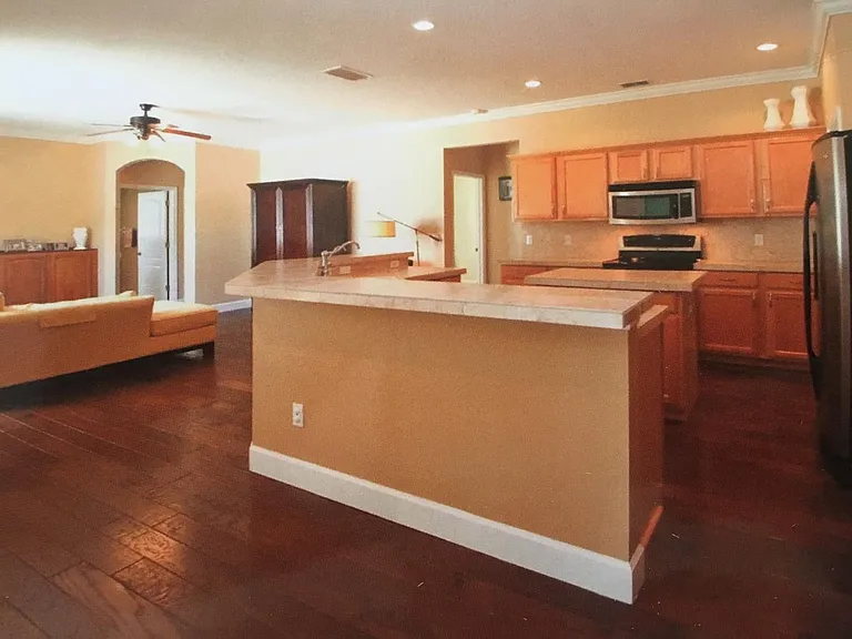 3248 Furlong Way — Photo 2