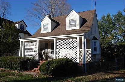 2nd image of 247 E Glen Ave