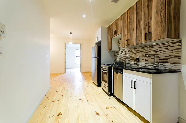 Rented by Nooklyn NYC LLC | media 22