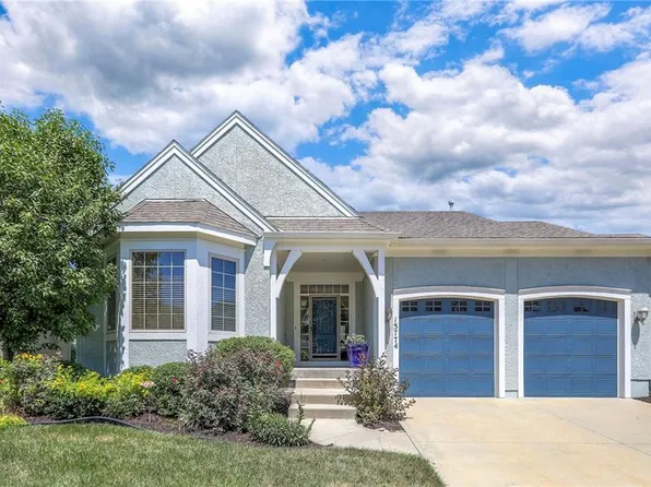 13774 W 141st Ter, Olathe, KS 66062