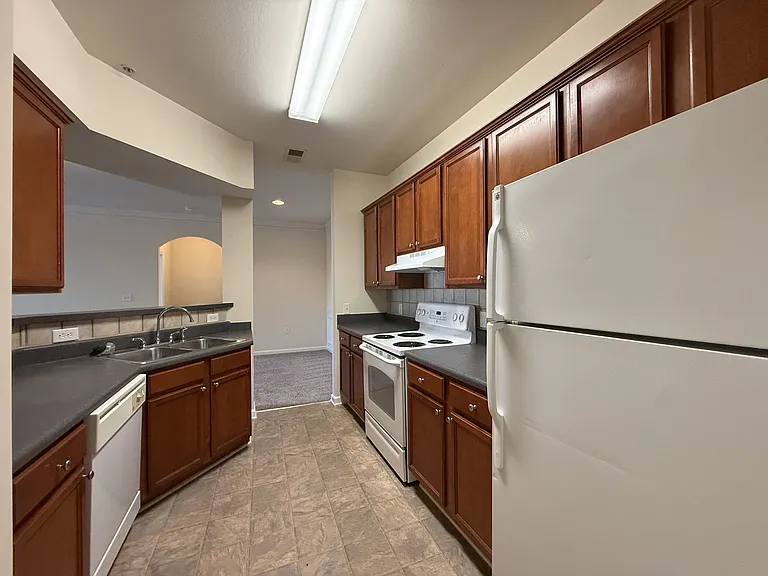 Wesley Kensington Apartments at Stonecrest — Photo 526