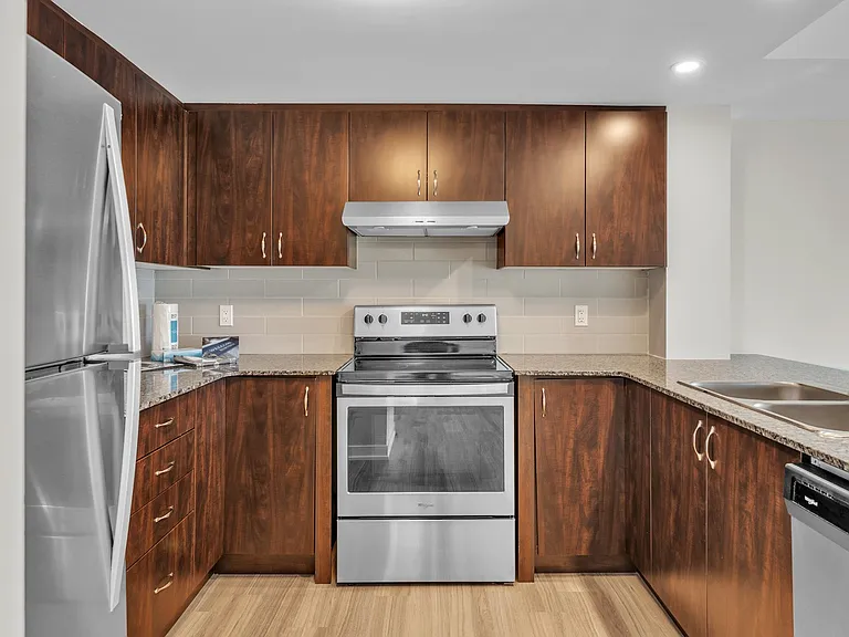 105 Ridgeway Pl — Photo 12