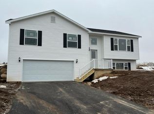 109 Dexter Dr, Cambria, WI 53923