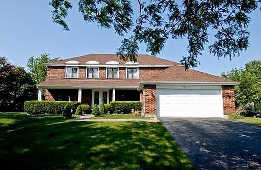 1st image of 933 Oakwood Dr