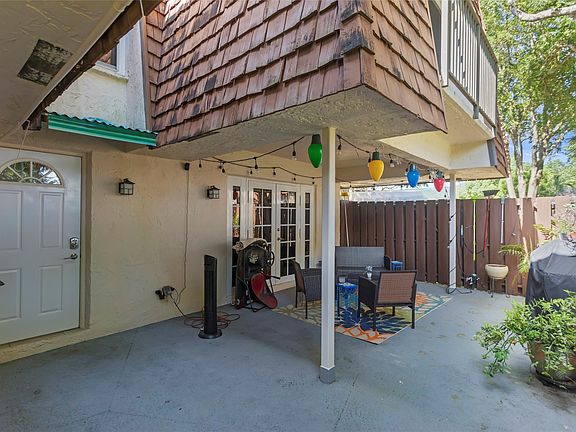 3rd image of 8911 SW 20th Place #D-21