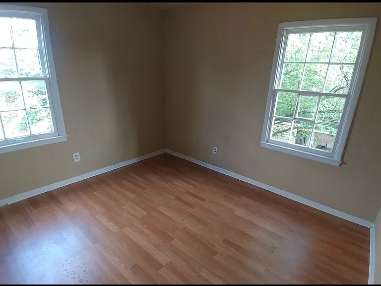 6005 Dickson Rd — Photo 14