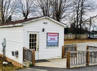 1435 Highway 70 SW, Hickory, NC 28602