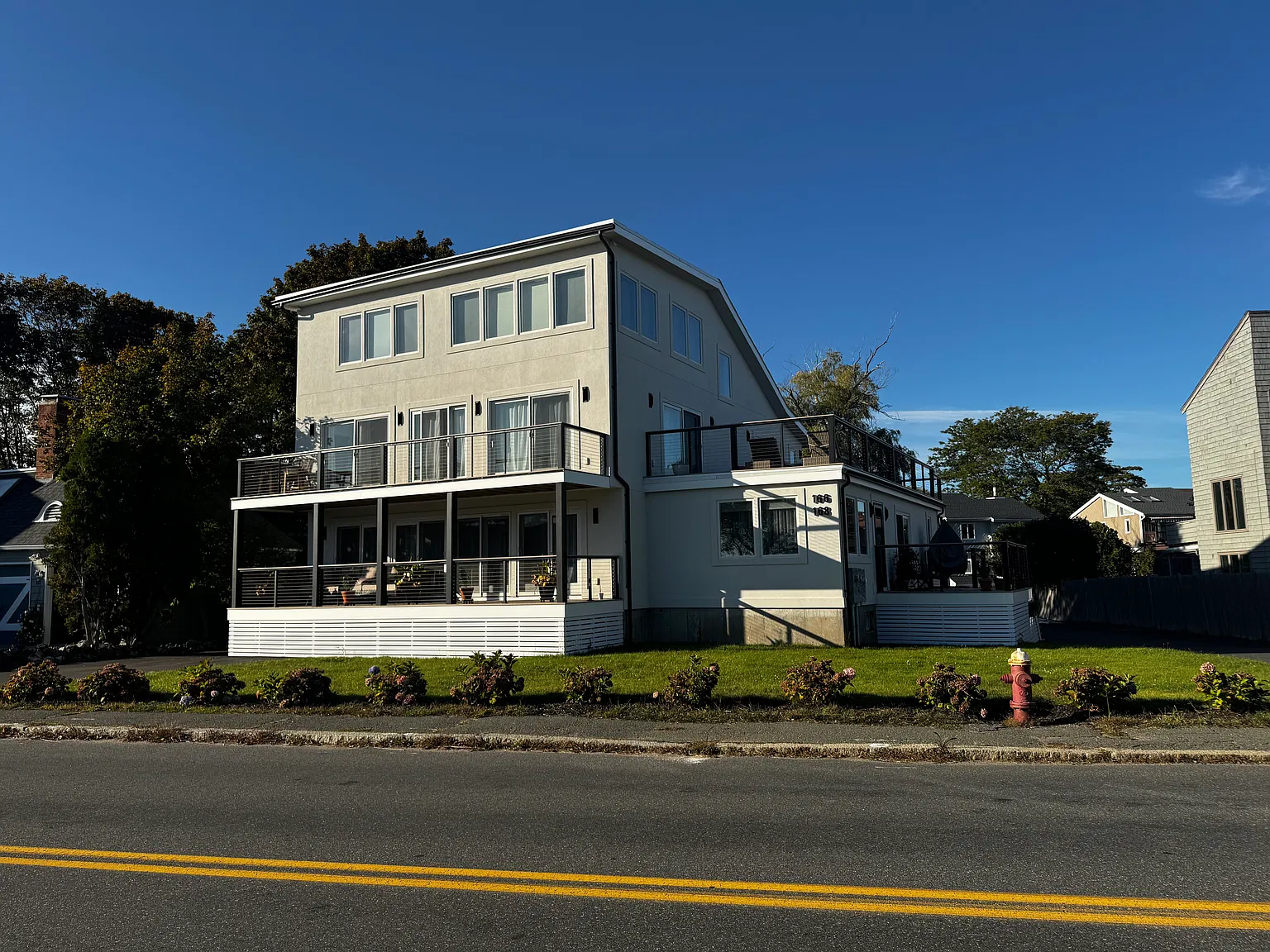 166 Puritan Rd — Photo 2