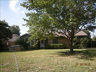1st image of 116 W Willow Ln