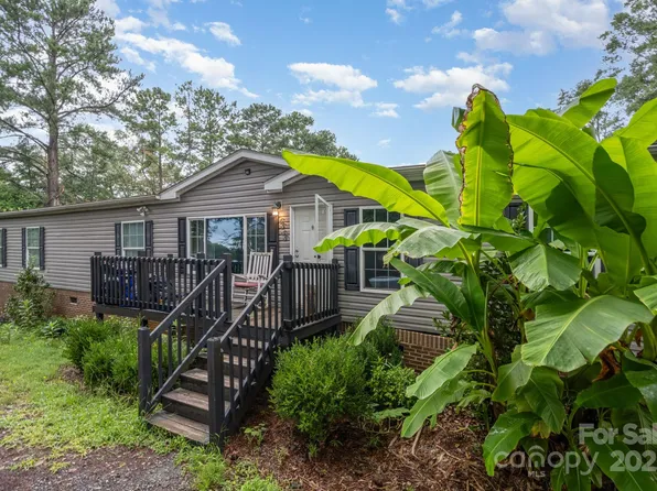 6555 McIntosh Rd, Stanley, NC 28164