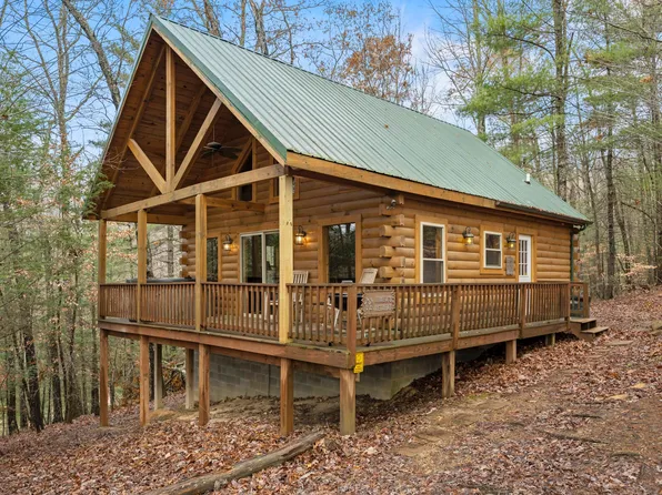 559 Eagle Ridge Rd, Campton, KY 41301