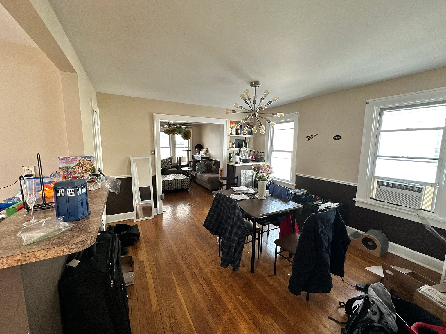 3 bed, 1900 sqft, $1,800 — Photo 4