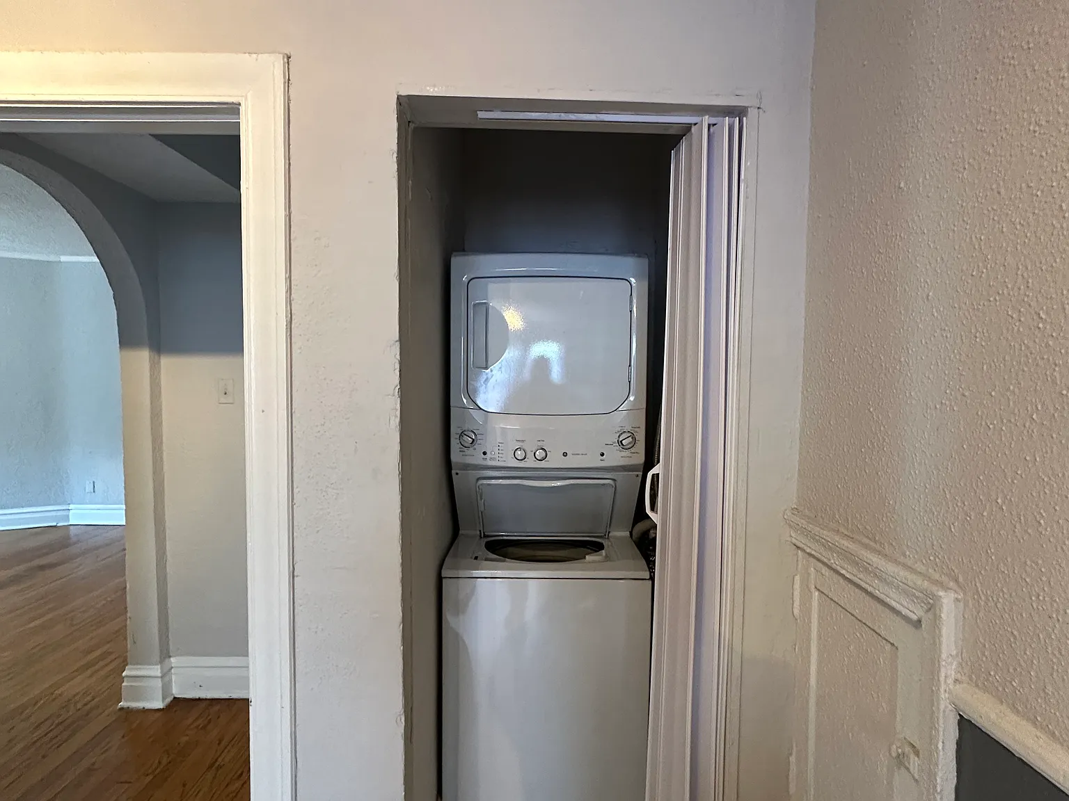 2 bed, 900 sqft, $1,445 — Photo 3