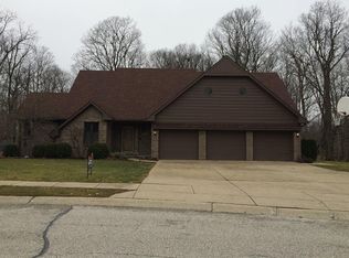 1172 Creekside Ln, Plainfield, IN 46168