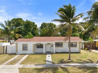 1124 S Ridge St, Lake Worth, FL 33460