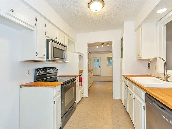 5th image of 1215 San Marcos Dr