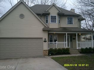 143 Miller St, Wyandotte, MI 48192