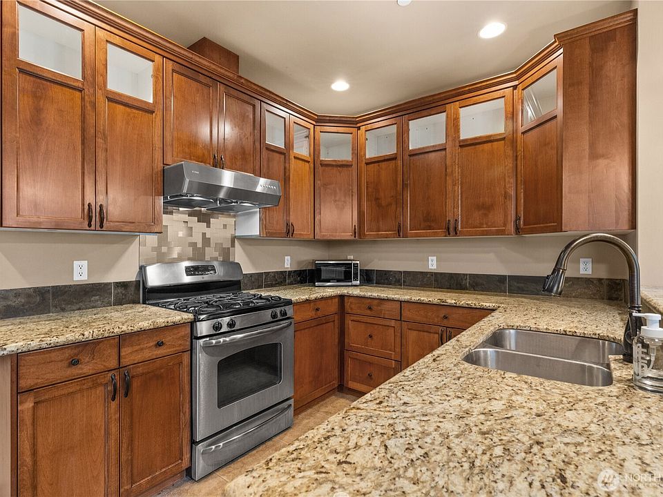 1st image of 14819 35th Avenue W #6