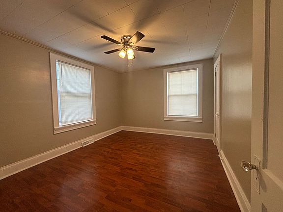 4th image of 600 Joughin St APT 2