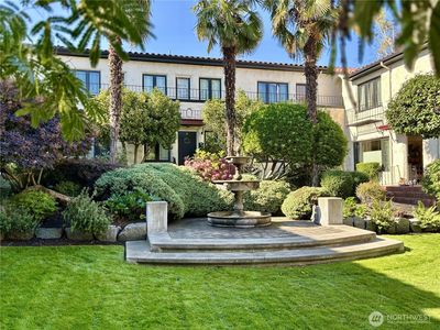 2205 Bigelow Avenue N #6, Seattle, WA, 98109