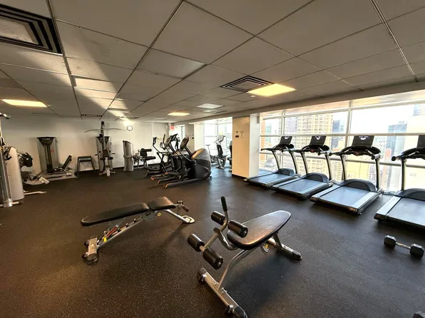 160 East 38th Street image 12 of 15