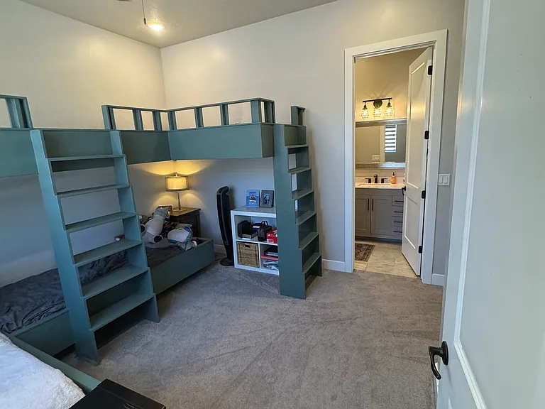 1871 W 740 South Cir — Photo 25