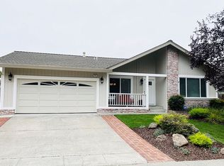 5691 Carriage Ln, Santa Rosa, CA 95403