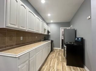 69 9th Ave #2, East Orange, NJ 07018