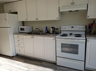 15B Cundles Rd E, Barrie, ON L4M 5L1