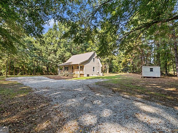 3rd image of 3797 Jonathans Roost Rd