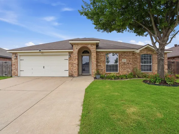 924 Crowder Dr, Crowley, TX 76036