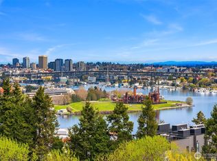 2400 Aurora Ave N APT 201, Seattle, WA 98109