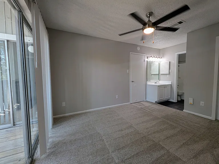 Grove at Northwest Hills — Photo 70