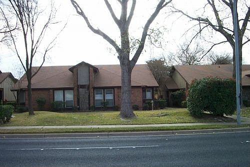 1st image of 1505 W Braker Ln